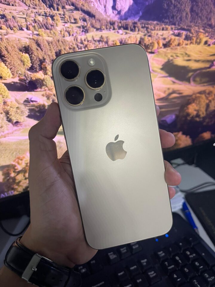 iPhone 16 pro max 256gb