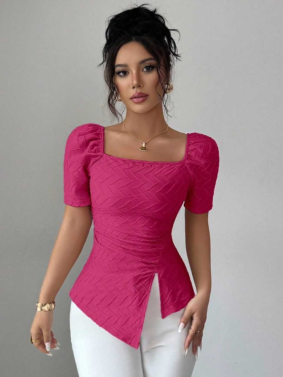 Blusa Elegante Talla L Texturizada con Mangas Farol y Corte Asimétrico