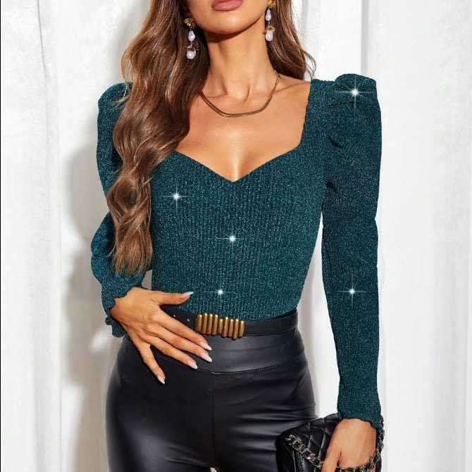 Blusa de Lurex Brillante con Mangas Abullonadas y Escote Corazón