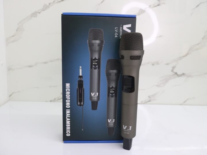 Set de 2 Micrófonos Inalámbricos V.1 LV-04 con Receptor Portátil